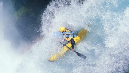 欧冠八强战震撼上演 豪门对决引爆全球激情