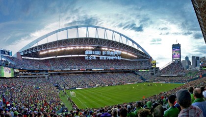 巅峰对决！扣篮大赛惊艳全场，新星闪耀夺魁